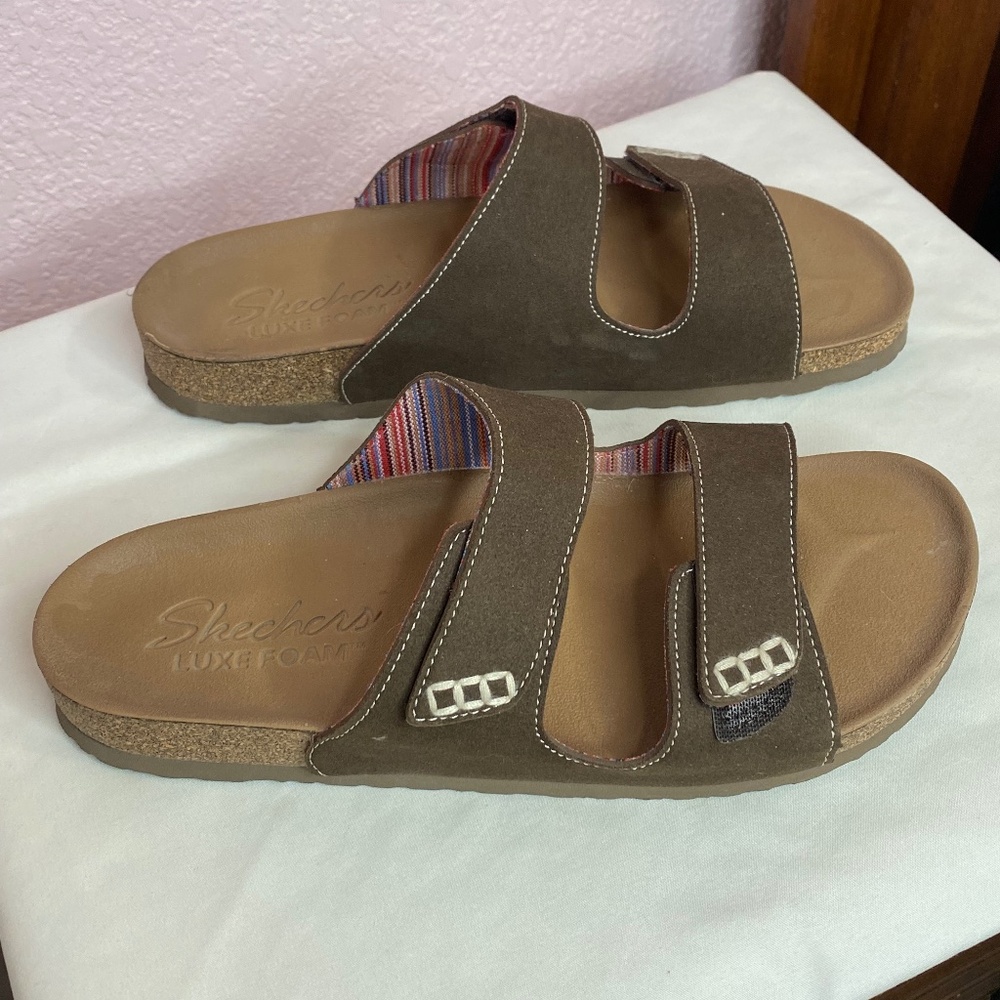 Sketchers Slip on Sandals Sz 9